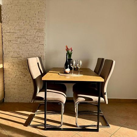 Apartments Franko ปอฟเลียนา ภายนอก รูปภาพ
