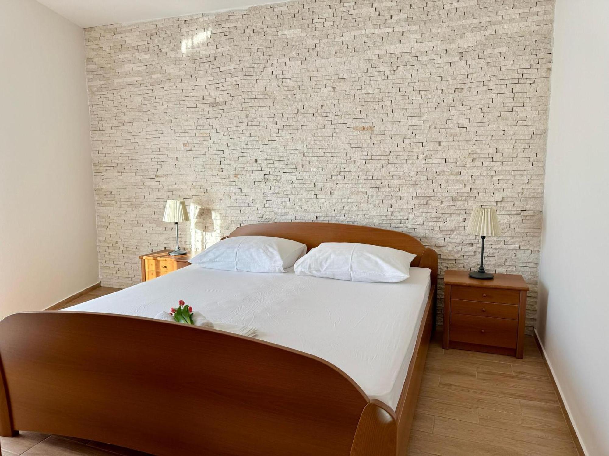 Apartments Franko ปอฟเลียนา ภายนอก รูปภาพ