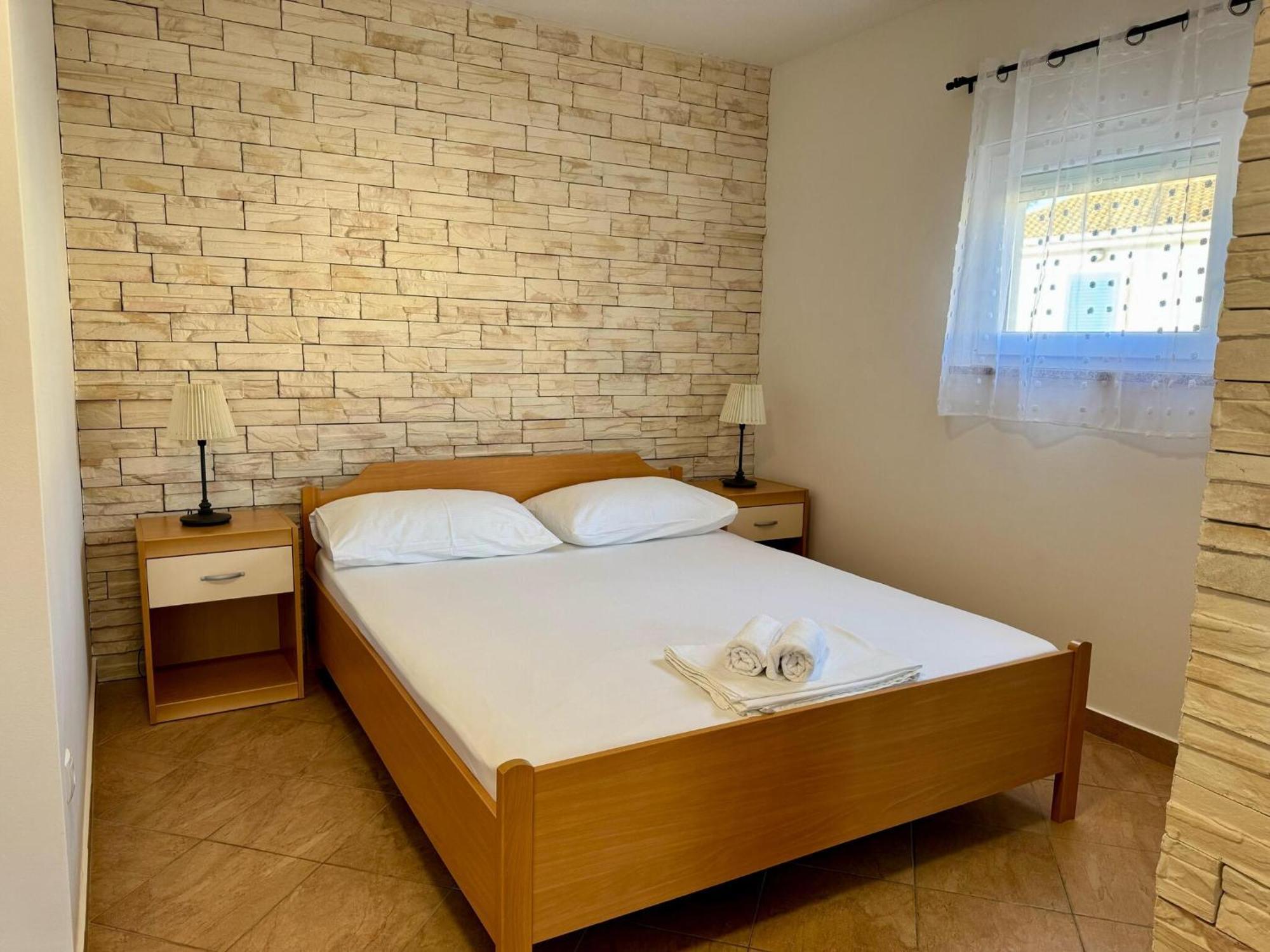 Apartments Franko ปอฟเลียนา ภายนอก รูปภาพ